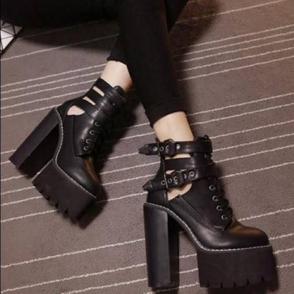 Japanese Harajuku High Platform Strap High-heels - Picture 2 of 2